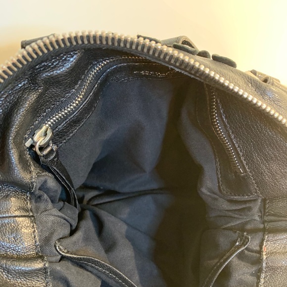 Belstaff Cross Body Black Leather Grommet Handbag CrossBody or Tote! - Picture 11 of 16